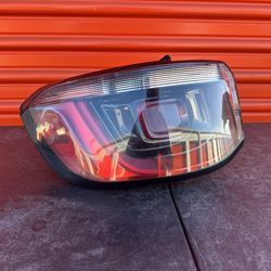 2019-2023 JEEP COMPASS TAIL LIGHT LEFT DRIVER  OEM