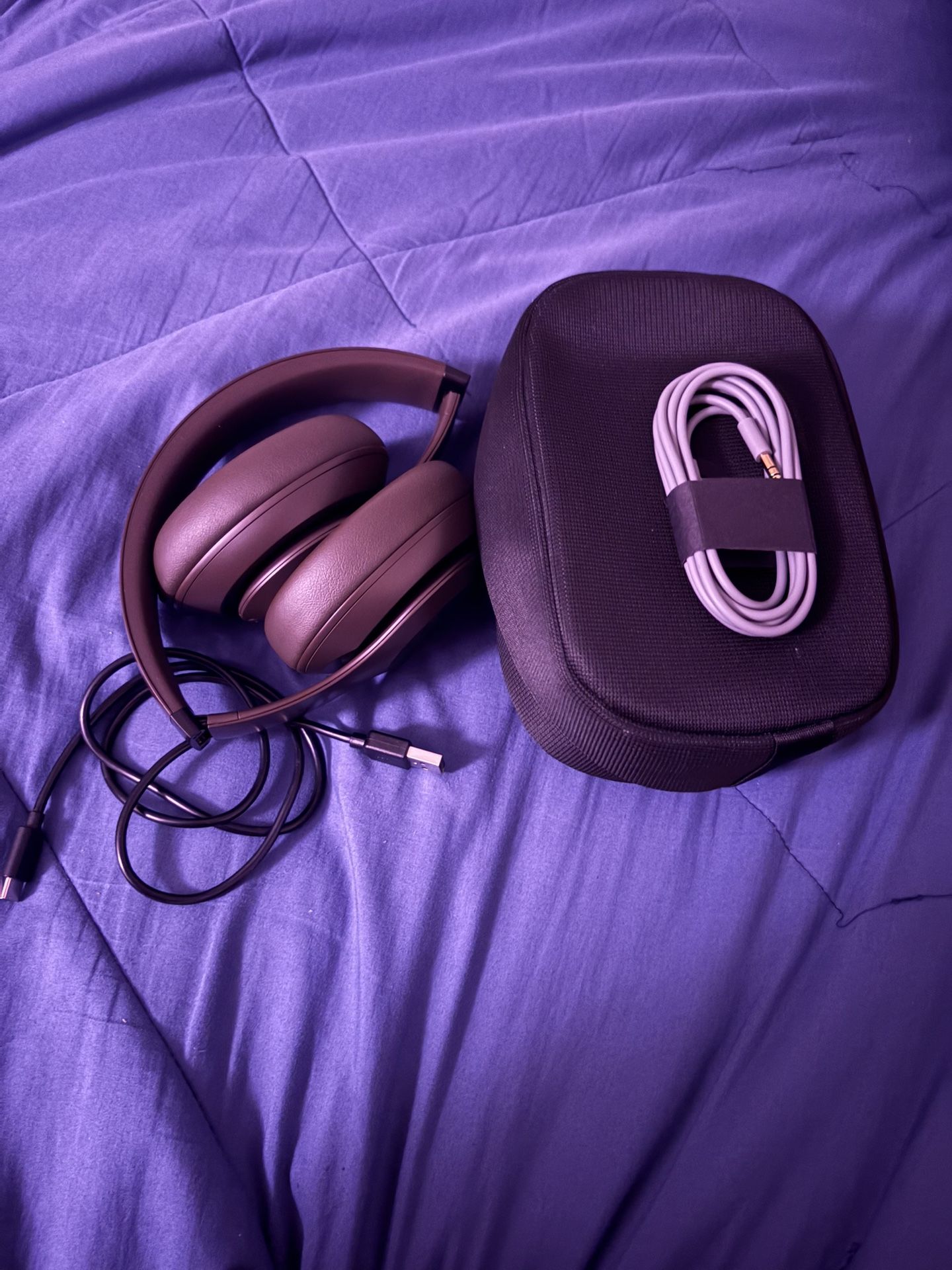 Beats Studio Pro Bluetooth Wireless Headphones - Deep Brown