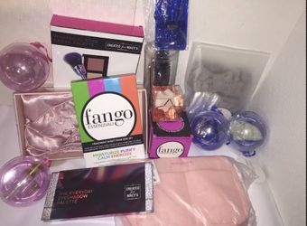 beauty cosmetic makeup and facial lot. Shipped with USPS Priority Shipping in Large/ XL Box