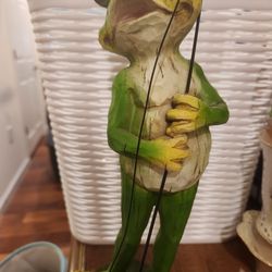 Fishing Frog Statue