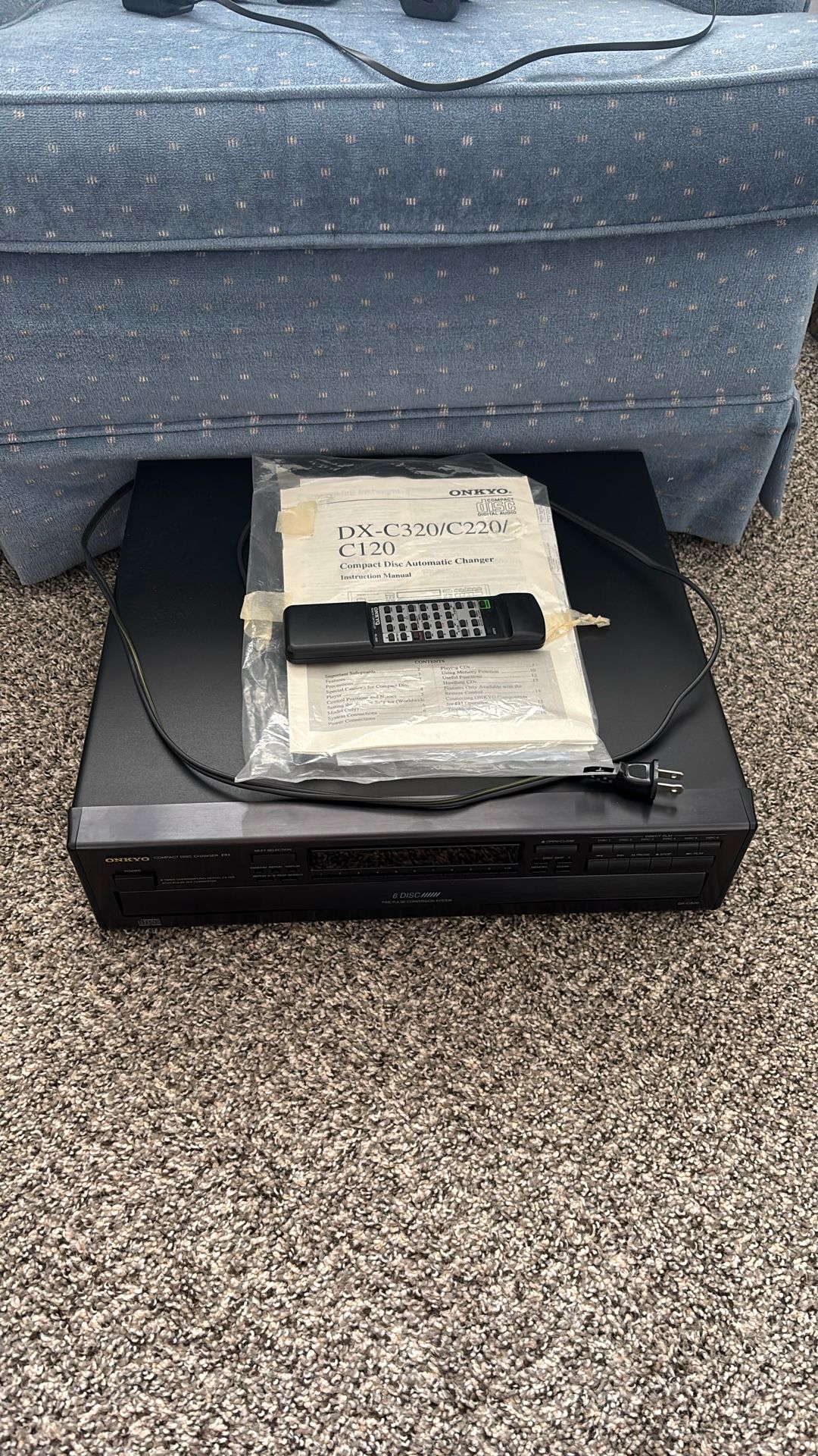 onkyo compact disc changer 6 disc DX-C320