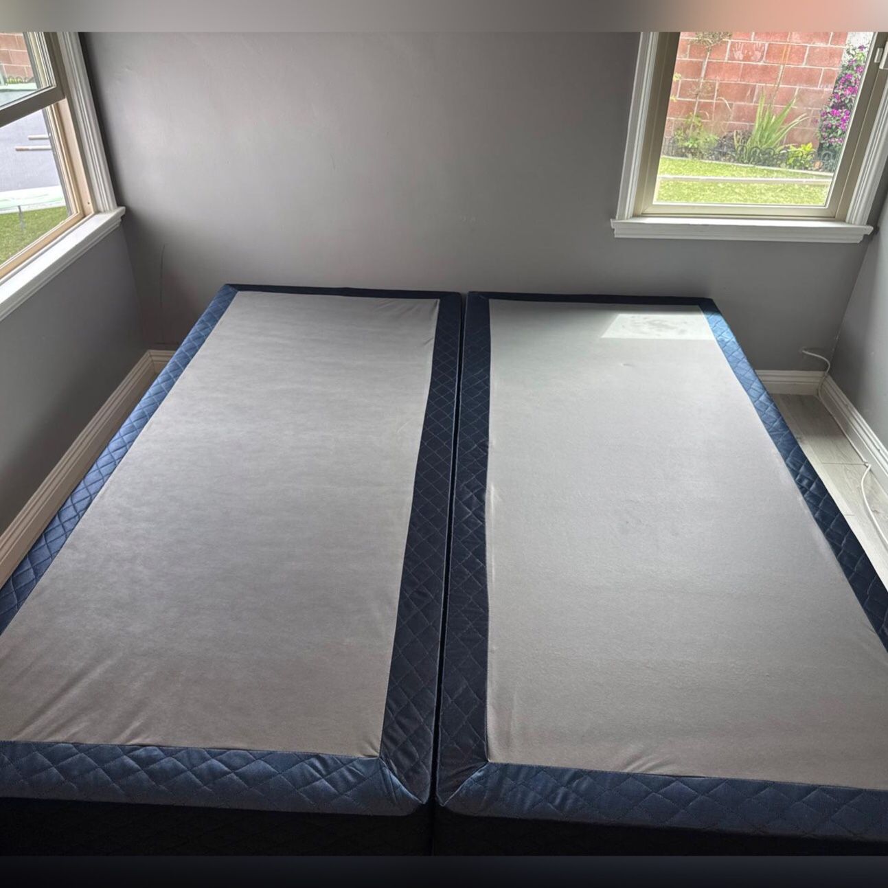 King Box Spring