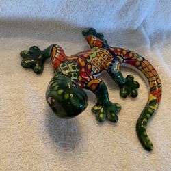 Talavera Style Mexican Ceramic Wall Lizard