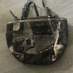 Women’s Coach Purse 
