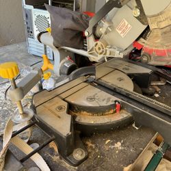 Miter Saw 