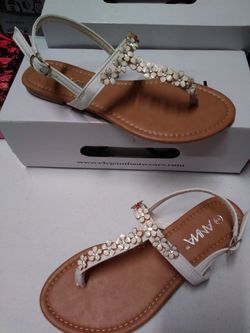 Sandalias de mujer nuevas