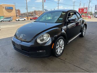 2012 Volkswagen Beetle fully loaded clean title