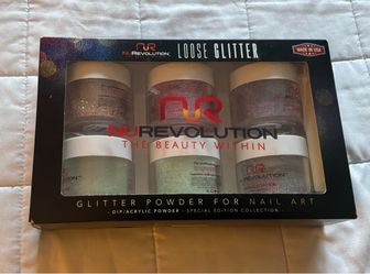 Nail glitter
