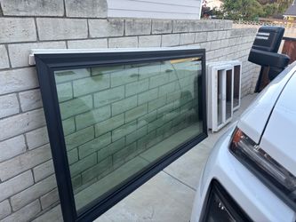 Vinyl dual pane retro fit windows
