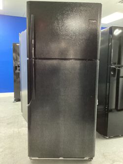 Black EvenTemp Cooling System Refrigerator By Frigidaire