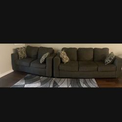 Grey couch & loveseat set 2 pc