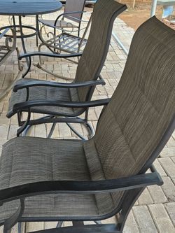Outdoor swivel chairs 45.00 Each/ cada una