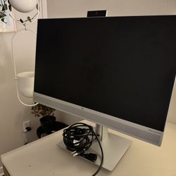 HP 23” HP Monitor w/ Bang & Olufsen Speakers – Like New 