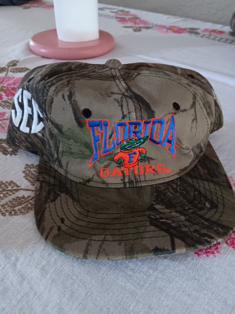 Vintage Florida Gators Camouflage Hat