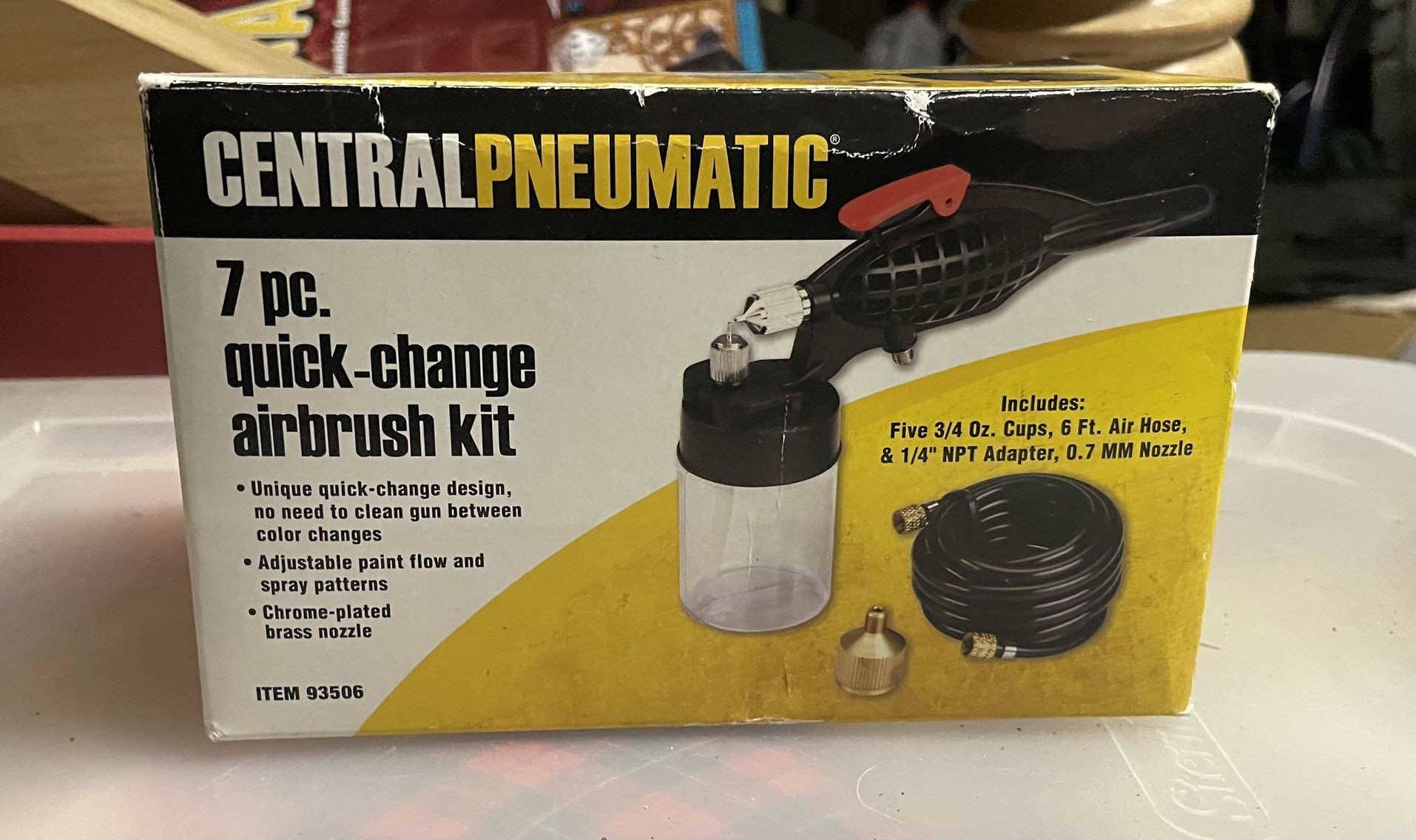 Airbrush Compressor And Kit (never used)