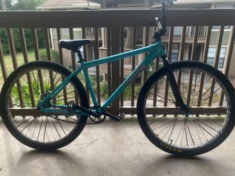 Throne Bike The Goon 29”