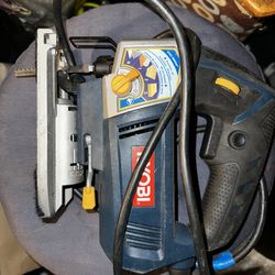 Ryobi precision jig saw sill works great