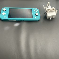 Nintendo Switch With Pure.gear Charger 