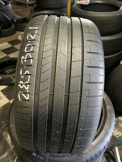 285/30/21 Pirelli P Zero