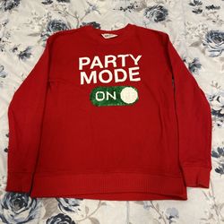 Youth Unisex H&M Red Christmas Sweatshirt, Size 10/12