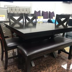 SOLID WOOD DINING SET WITH 4 CHAIRS AND A BENCH!!!