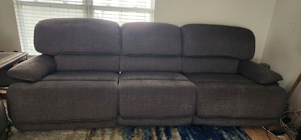 Kanes Multisectional (All Power Recliners )Couch&Loveseat