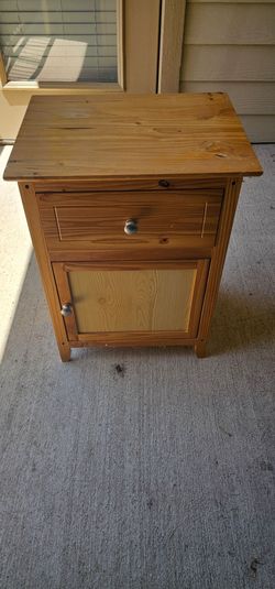 Night stand