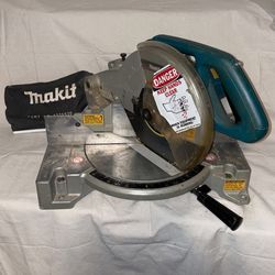 MAKITA 10” Compound Miter Saw 