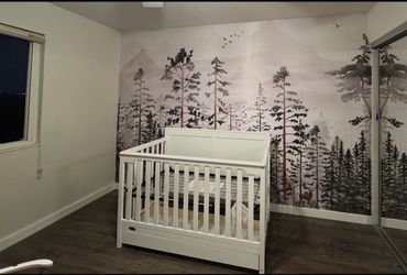 Graco Hadley 5-in-1 Convertible Crib with Drawer White