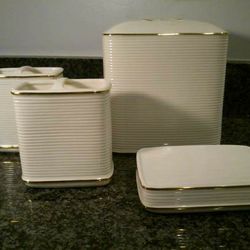 New Charter Club Ceramic Bathroom Accessories

