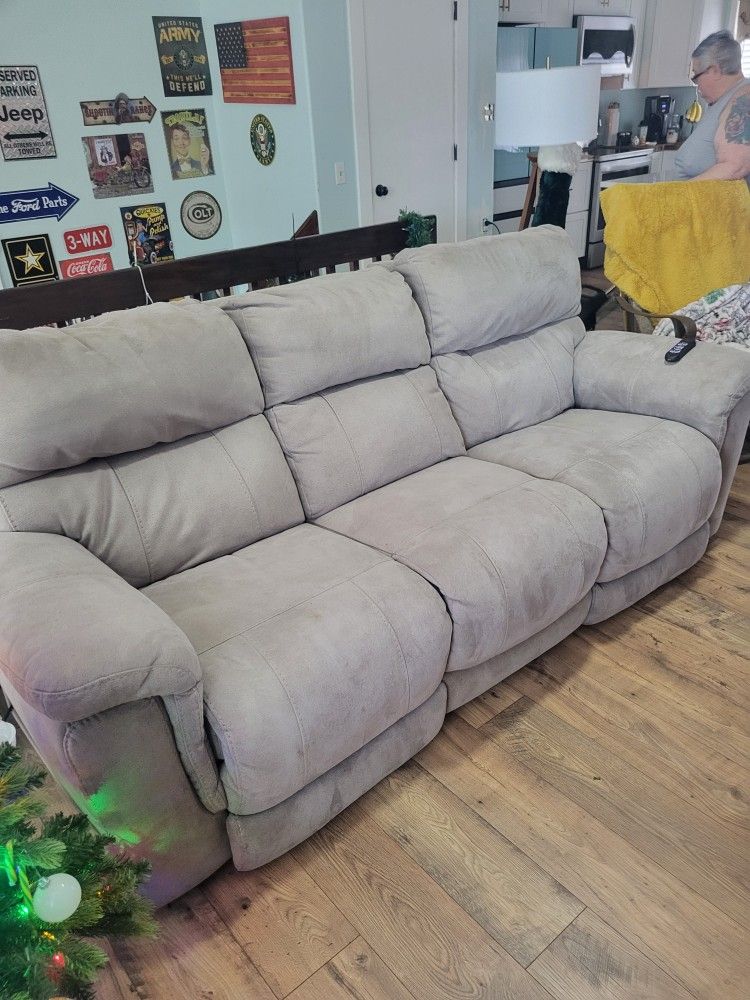 Double Recliner Couch Works Great With Lumbar And Head
