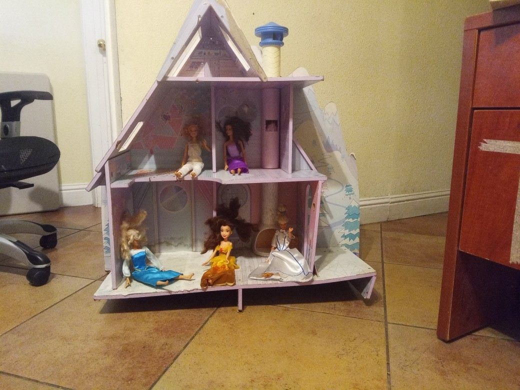 LoL Doll House+ Barbies