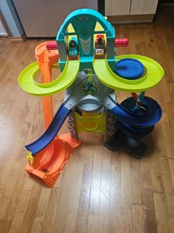 Fisher Price Race Track
