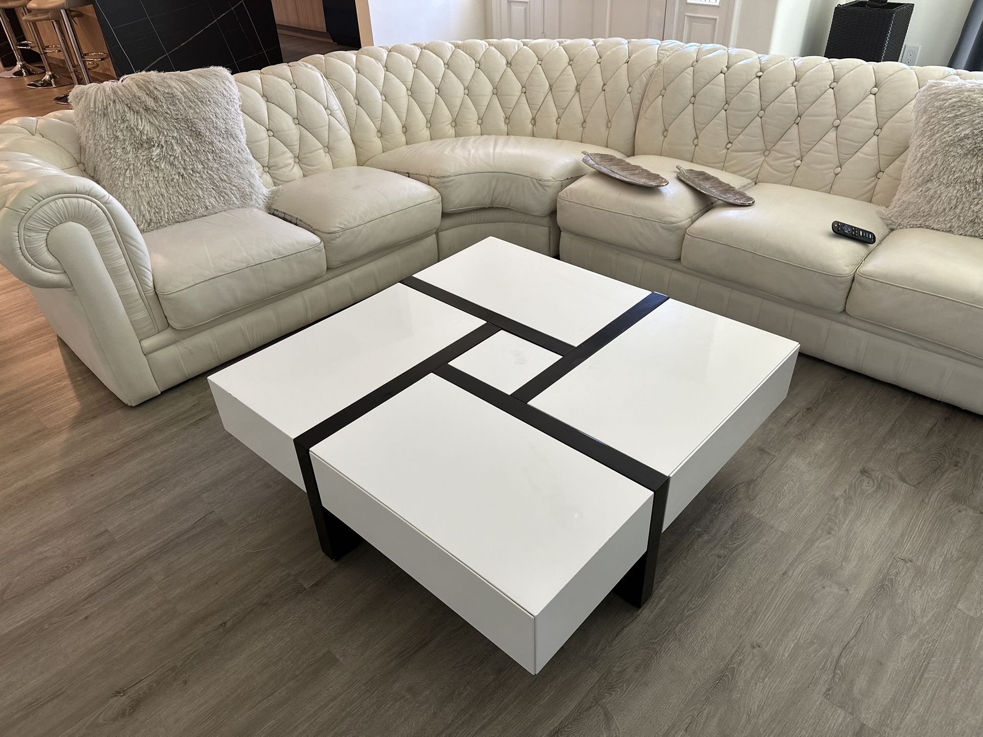 COFFEE TABLE