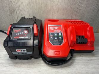 Milwaukee M18 XC6.0 Battery + Rapid Charger (A1D030247)