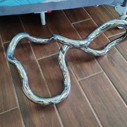 Big Chrome Like Tangle Museum ,Can Twist and Turn 