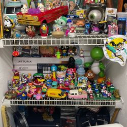 Toys/plushies 