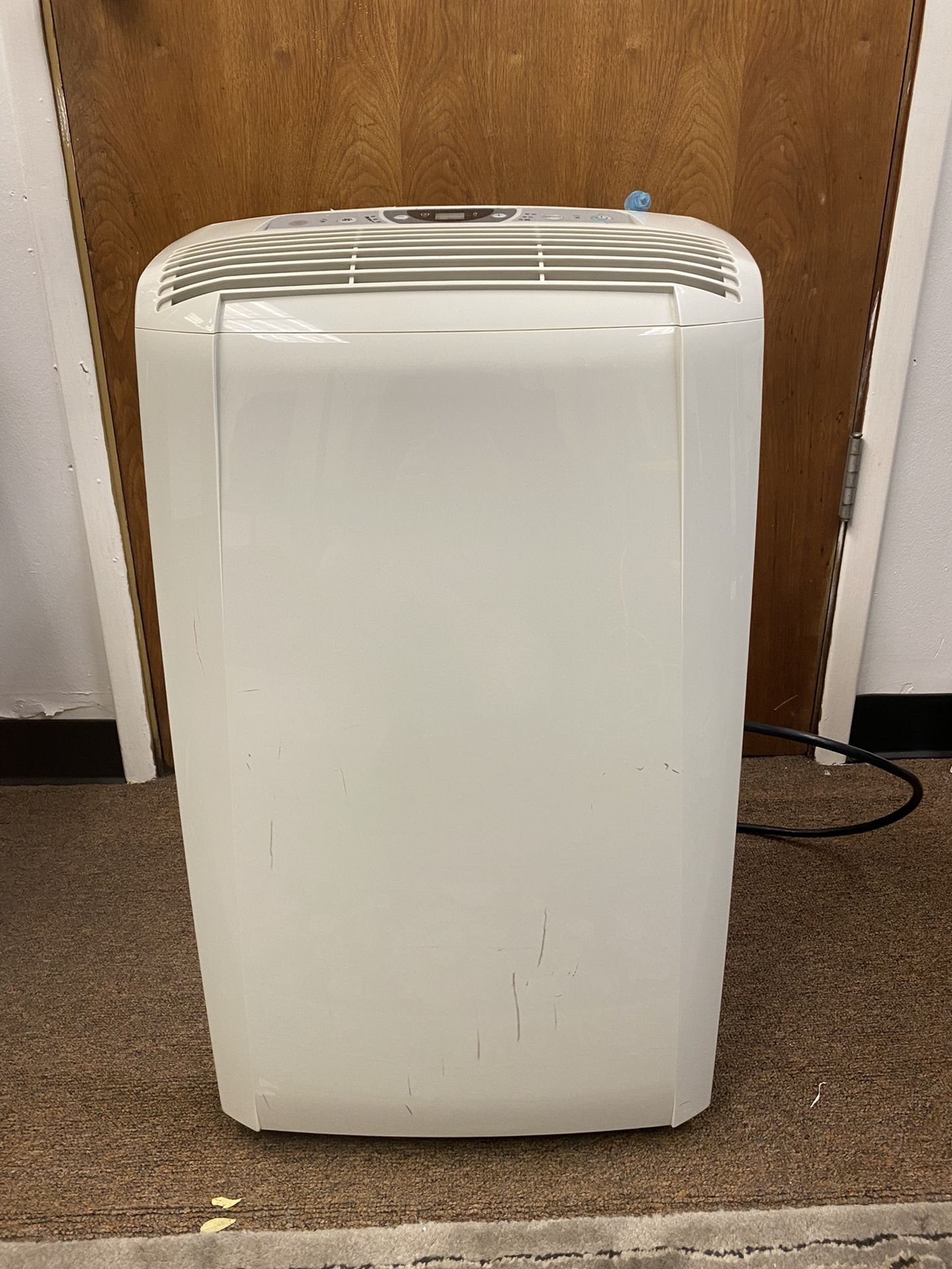 delonghi Portable Window AC Unit PAC C120E 12,000 BTU Portable Air Conditioner