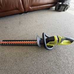 Ryobi 18V ONE+ 22” Cordless Hedge Trimmer (P2606) Tool Only – Excellent Condition!