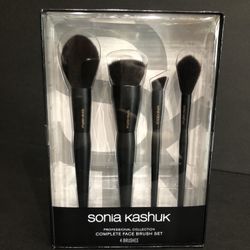 Sonia Kashuk • Professional Collection - 4 Pc Complete Face Makeup Brush Set.  
