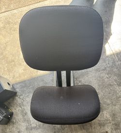 Ergonomic chair