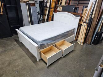 Queen bed and mattress