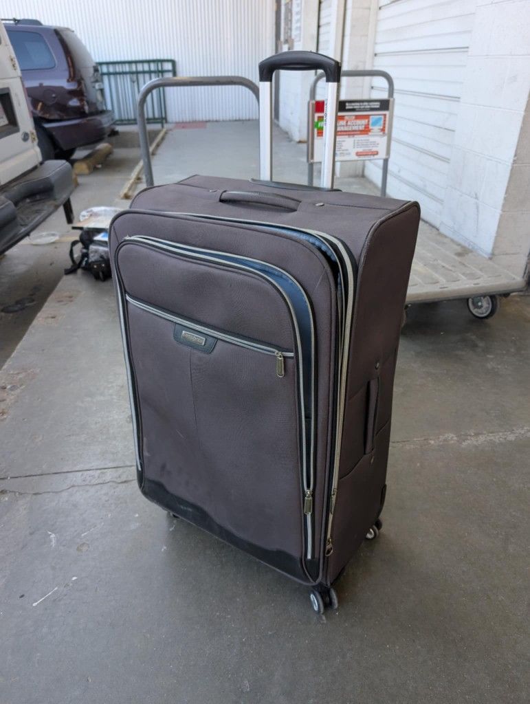 Samsonite Suitcase 
