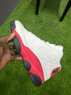 Chicago Jordan retro 13s