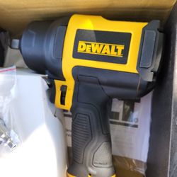 Dewalt Air 650lb  Impact Wrench 1/2