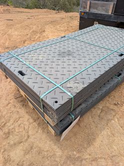 Polyethylene roadbed protection pads