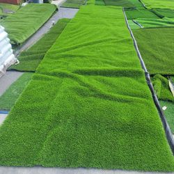 7.5' x 30' Artificial Grass Roll Clearance