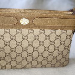 Gucci Plus Signature Vintage Bag