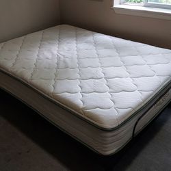 Full Size Bed w/ Adjustable Bed frame