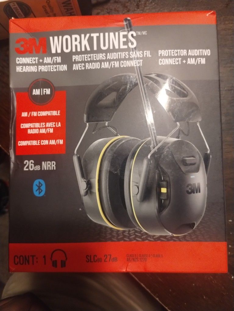 3M WorkTunes Bluetooth AM/FM